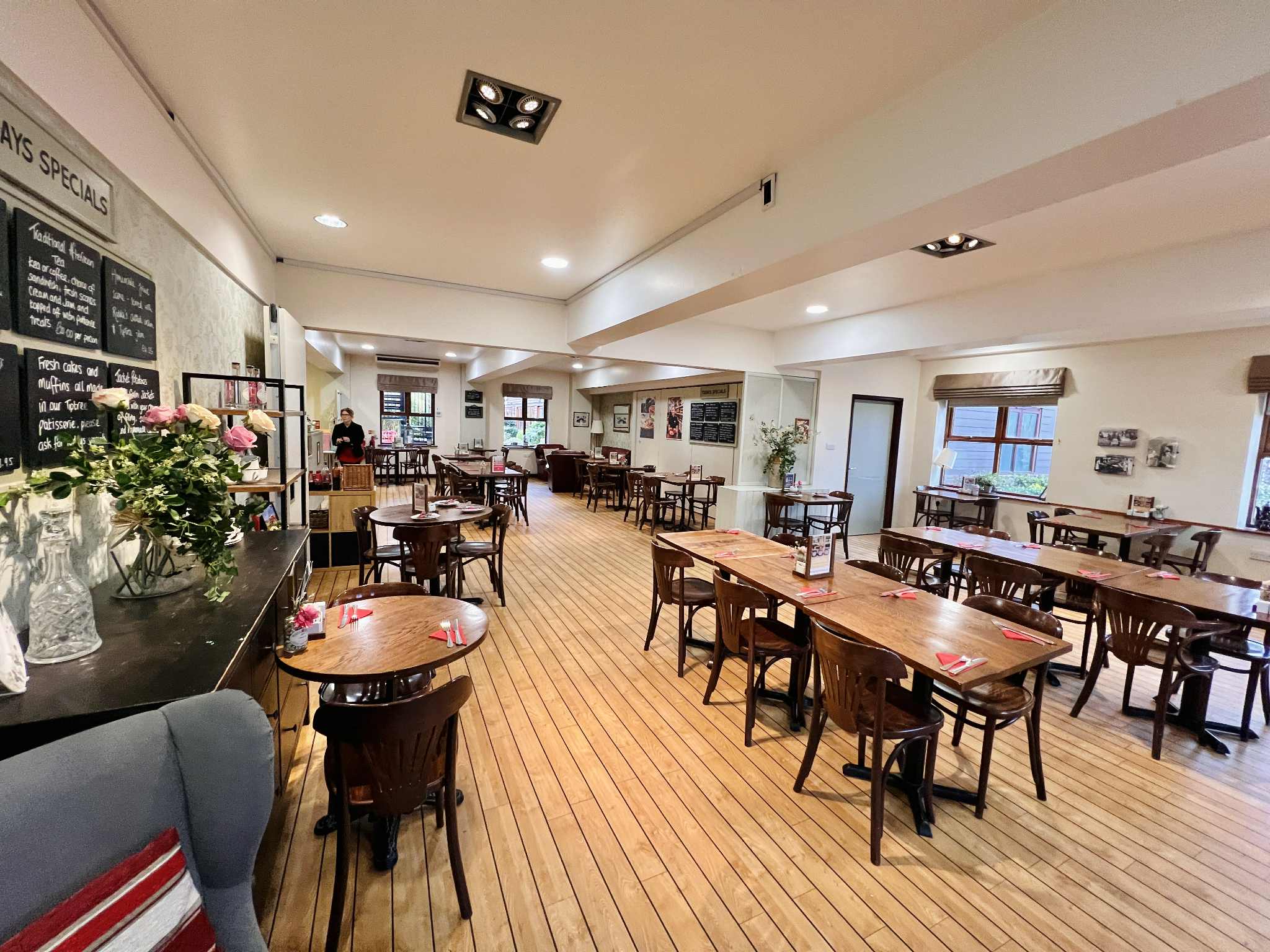 Barleylands Café, A Tiptree Tea Room in Billericay – Tiptree Tea Rooms